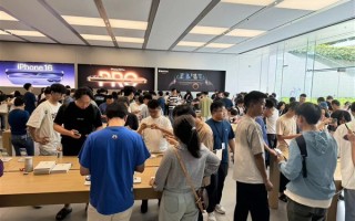 “强周期”没来 iPhone 16系列首发遇冷：黄牛拒收Pro等版本